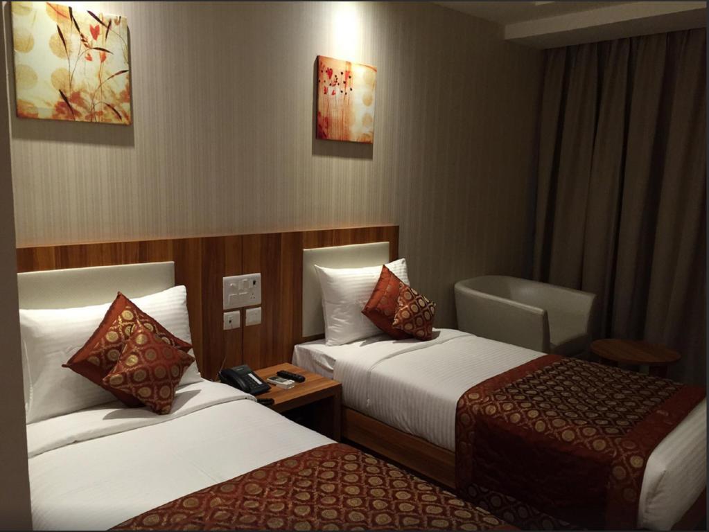 Hotel Le Roi Raipur At Raipur Railway Station Exteriör bild